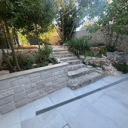 Heritage Francheza-elegant Stone Near The Beach, Pasman Island , Ugrinic * Ugrinici