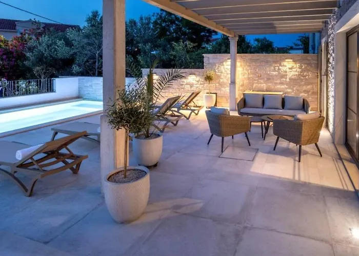 Вилла Heritage Francheza-elegant Stone Near The Beach, Pasman Island , Ugrinic Ugrinici