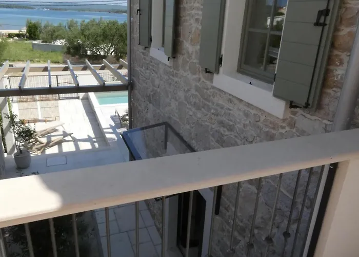 Heritage Francheza-elegant Stone Near The Beach, Pasman Island , Ugrinic Вилла Ugrinici
