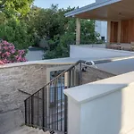Heritage Francheza-elegant Stone Near The Beach, Pasman Island , Ugrinic
