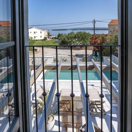 Heritage Francheza-elegant Stone Near The Beach, Pasman Island , Ugrinic Villa Ugrinici