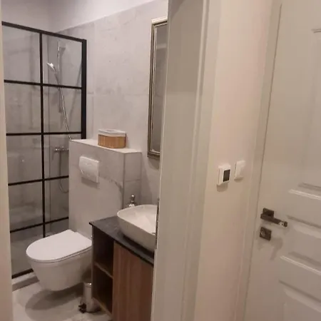 Heritage Francheza-elegant Stone Near The Beach, Pasman Island , Ugrinic *