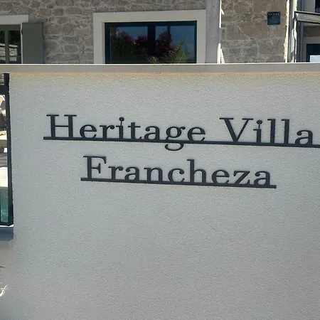 Heritage Francheza-elegant Stone Near The Beach, Pasman Island , Ugrinic 빌라 *