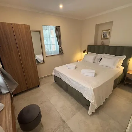 Heritage Francheza-elegant Stone Near The Beach, Pasman Island , Ugrinic Villa Ugrinici