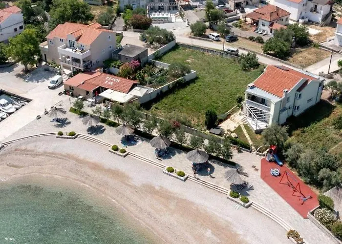 Heritage Francheza-elegant Stone Near The Beach, Pasman Island , Ugrinic * Ugrinici